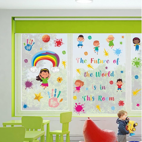 Stickers Muraux Citation Inspirante L'Avenir Du Monde Est Dans Cette Pièce Empreintes De Mains Colorées Décoration De Maternelle Enfants Décalcomanies PVC
