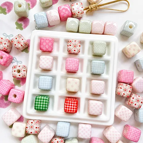 Koreaanse Ins Stijl Vierkante Plastic Hars Kralen DIY Sieraden Accessoires Hart Ster Ruit Patroon Losse Kubuskralen Voor Handwerk