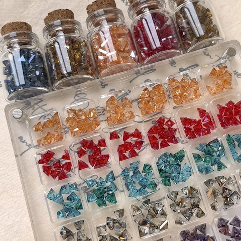 Vintage DIY Glasperlen Facettierte Dreieck Lose Steinperlen Mit Korkflasche Für Armband Halskette Herstellung Schmuckzubehör