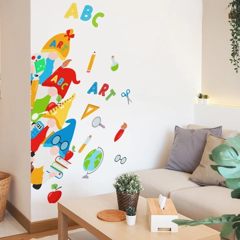 Adesivi Murali Gnomi Cartoon Ritorno a Scuola Lettere ABC ART Decalcomania Porta in PVC Impermeabile per Aula Camera Bambini