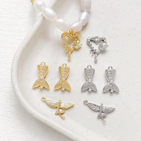Pendentifs en Cuivre Plaqué Or 14K Forme de Cœur Queue de Sirène Oiseau Volant Avec Zirconia pour Accessoires Bijoux DIY