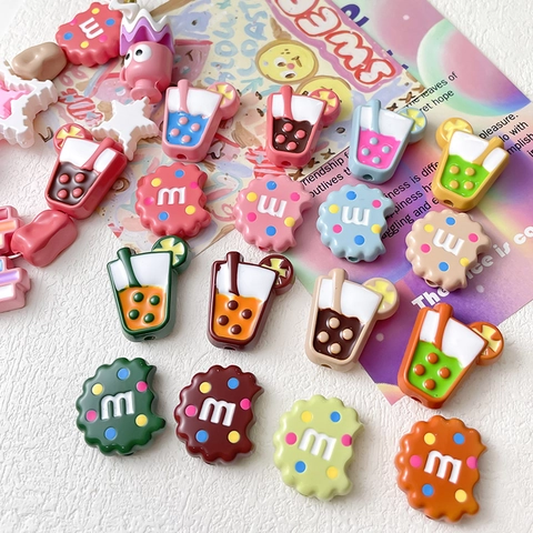Perles en Acrylique Peintes à la Main Multicolore Forme de Biscuit Boisson DIY Accessoires de Bijoux Charmes