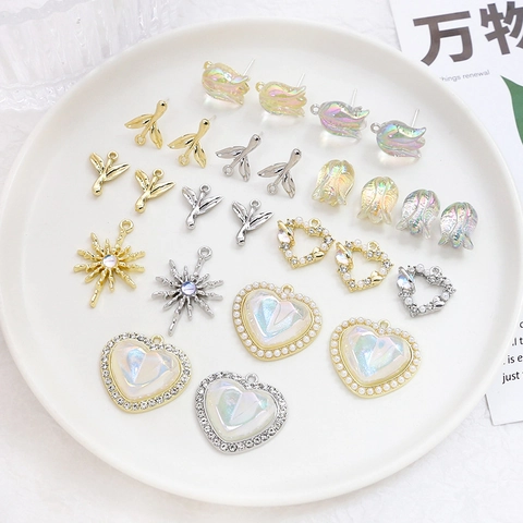 Alloy Tulip Heart Leaf Star Charms For DIY Jewelry Making Gold Silver Rhinestone Iridescent Pendants For Earrings Necklace Bracelet DIY Craft Supplies Women