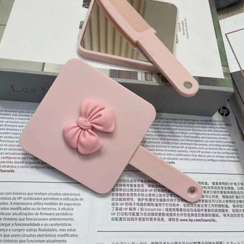 Draagbare Schattige Strik Handspiegel Met Kam Meisjesachtig Hart Kleine Make-up Spiegel Plastic Decoratieve Tool Dames