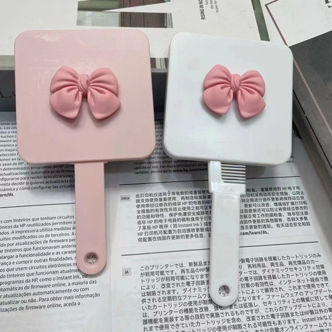 Draagbare Schattige Strik Handspiegel Met Kam Meisjesachtig Hart Kleine Make-up Spiegel Plastic Decoratieve Tool Dames