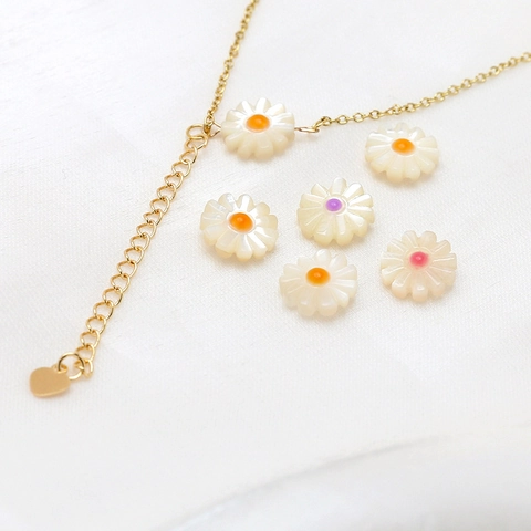 Natural Mother Of Artificial Pearl Daisy Flower Beads Straight Hole Flower Charms For DIY Necklace Bracelet Earring Jewelry Making