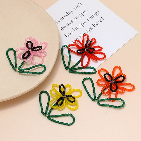 Ciondolo a Fiore in Perline di Vetro Tessuto a Mano Cristallo Floreale Accessorio Fai-da-te per Creazione Gioielli Orecchini
