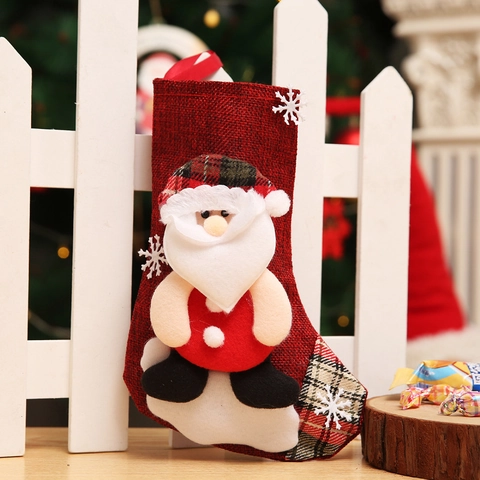 Rustieke Kerst Sackleinen Sokken Met 3D Applique Kerstman Sneeuwpop Rendier Beer Hangende Cadeauzakjes Voor Feestelijk Decor