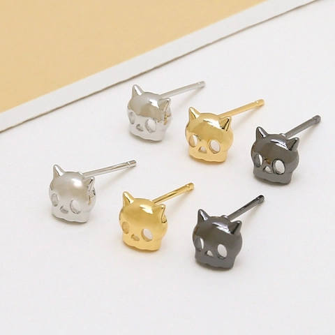 Gothic Copper Gold Plated Cat Skull Stud Earrings For Women Punk Little Devil Ghost Mask Earrings Jewelry Accessory