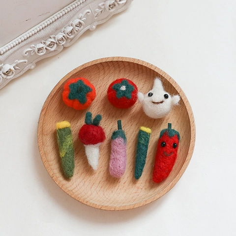 Handmade Wool Felt Vegetable Charms For DIY Crafts Cute Broccoli Tomato Pumpkin Garlic Carrot Mushroom Decoration Accessory