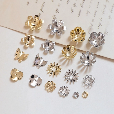 18K Vergoldete Kupfer Blumen Perlenkappen DIY Schmuckherstellung Hohl Geschnitten Schmetterling Spacer Handgemacht Zubehör
