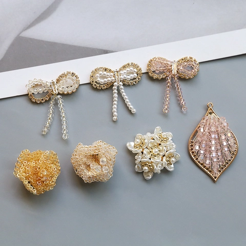 Exquisite Gewebte Strass Schleife Künstliche Perle Blume Wassertropfen Anhänger Für DIY Ohrringe Handgefertigte Schmuckherstellung Zubehör Damen Charme