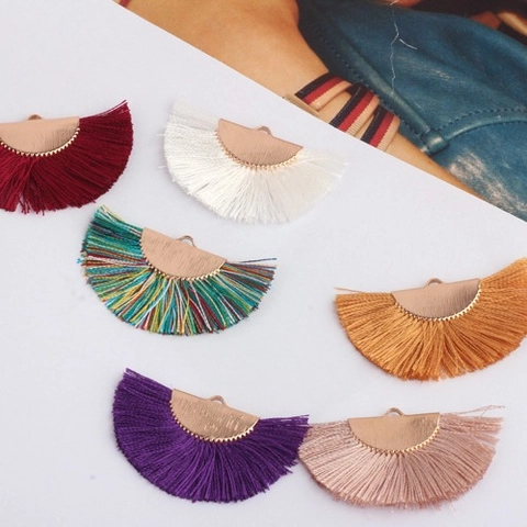 Retro Ethnic Style Fan Shaped Tassel Pendants With Alloy Cap Handmade Polyester Thread Jewelry Making DIY Earring Accessories