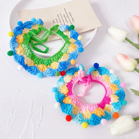 Handgestricktes Haustierhalsband Mit Bunten Pompons Dekorativer Häkelschal Für Katzen Und Hunde Süßes Halszubehör Prop
