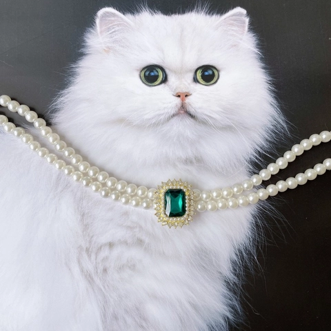 Prinzessinnen-Stil Haustier Perlenhalskette Mit Künstlichen Smaragd Edelstein Strass Doppelreihiger Schmuck Für Hunde Katzen Hochzeit Party