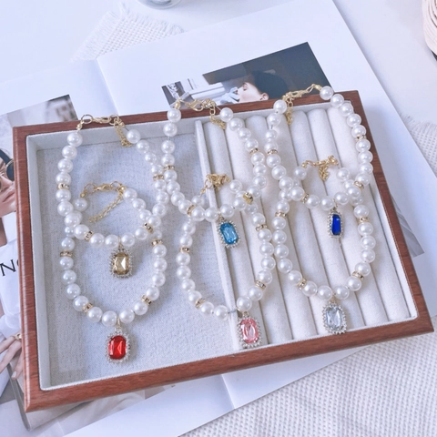 Collar de Perlas Vintage para Mascotas con Colgante Cuadrado de Cristal de Estrás para Perros Gatos Boda Fiesta de Cumpleaños Joyería de Perlas Artificiales