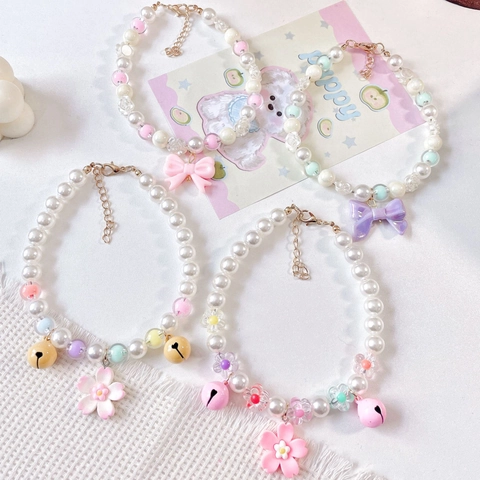 Dulce Collar de Perlas Artificiales para Mascotas Con Campana de Lazo de Flor de Resina Collar Ajustable para Perros Gatos Pequeños