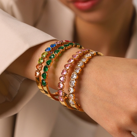 Stainless Steel Gold Plated Heart Shaped Zirconia Bangle For Women European American Style Colorful Heart Jewelry Bracelet