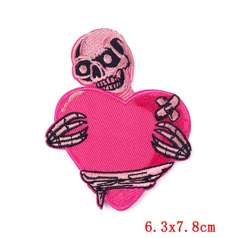 Punk Totenkopf Stickerei Aufnäher Für Kleidung Gotik Schmetterling Herz Krabbe Bügelbild Applikation DIY Nähen Dekor