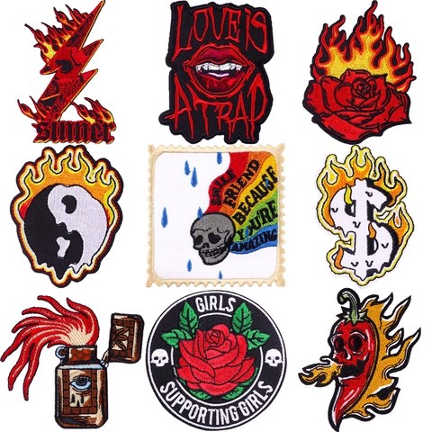 Punk Teschio Rosa Fiamma Patch Ricamata Gotico Toppe Da Stirare Per Vestiti DIY Applicazioni Giacca Borsa Accessorio