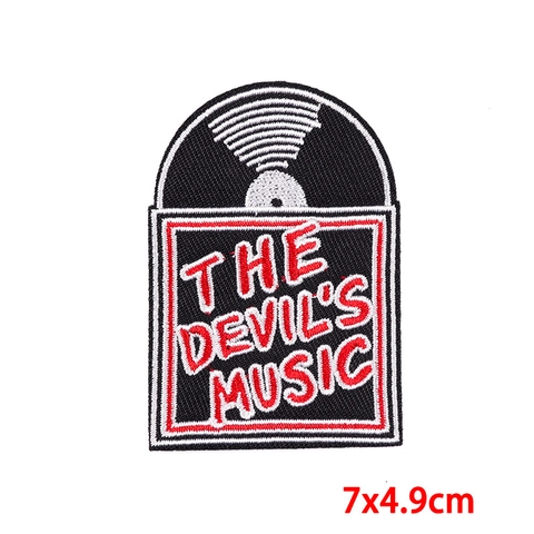 Patch Brodé Punk Crâne Lèvres Écusson à Repasser pour Vêtements Sac DIY Style Gothique Rock Tarot Mort Applique Brodée