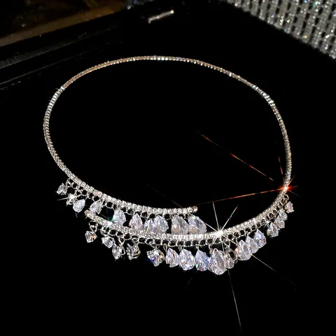 Luxury Copper Water Drop Zirconia Pendant Necklace For Women Elegant Clavicle Chain Collar Rhinestone Choker Jewelry Gift