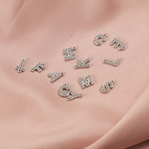 Minimalistische Edelstahl Englische Buchstaben Charms Eingelegte Strass Alphabet Anhänger Für DIY Armband Halskette Schmuckzubehör Damen