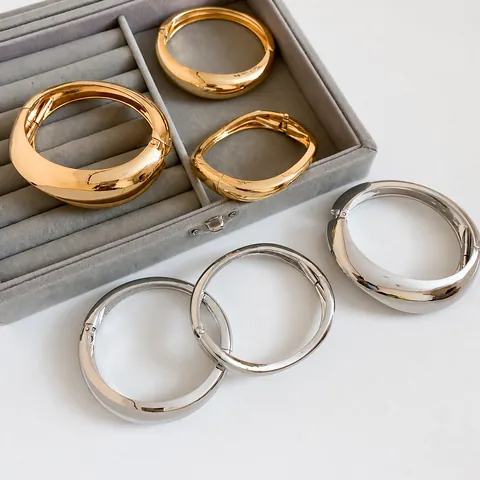 Alloy Minimalist Irregular Geometric Bangle For Women Gold Silver Plated Smooth High Polish Metallic Chunky Hand Cuff Fashion Jewelry