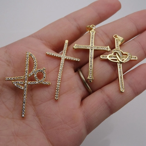 Luxurious Gold Plated Copper Cross Pendant With Zirconia Inlaid Heart Snake Infinity Cross Necklace Pendant Jewelry DIY Accessory