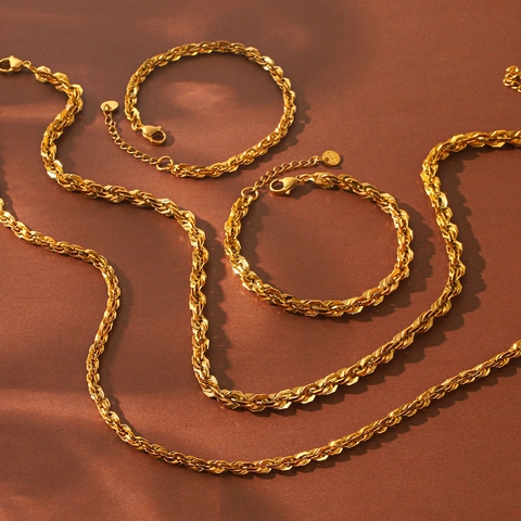 Collier Bracelet en Acier Inoxydable Plaqué Or 18K pour Femmes Bijoux de Chaîne à Maillons Torsadés Style Ins Bijoux Minimalistes