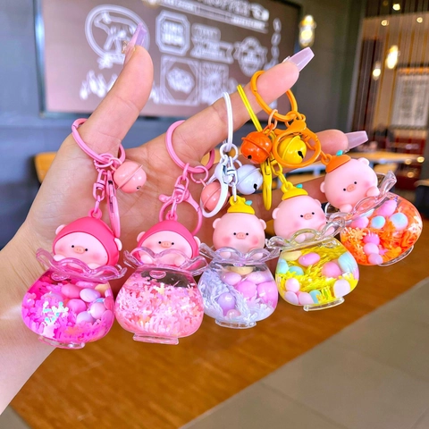 Creative Luminous Pig Floating Oil Liquid Quicksand Keychain Cute Cartoon Animal Acrylic Bottle Keychain Bag Pendant Gift