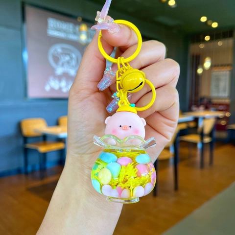 Creative Luminous Pig Floating Oil Liquid Quicksand Keychain Cute Cartoon Animal Acrylic Bottle Keychain Bag Pendant Gift
