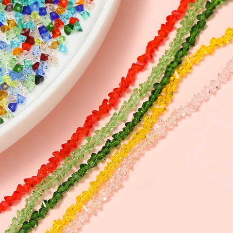 Perline di Vetro a Triangolo 2mm Bicono Sfaccettate in Cristallo Sciolte per Fai da Te Creazione Gioielli Orecchini Bracciale Collana Accessori