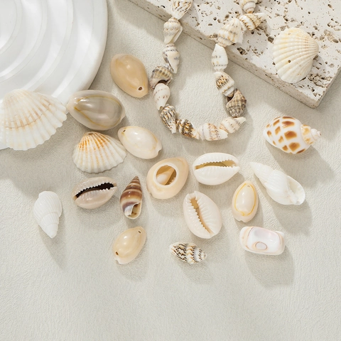 Natural Sea Shell Conch Pendants Gold Rimmed Drilled Scallop Cowrie Shell Beads For DIY Jewelry Making Necklaces Accessories