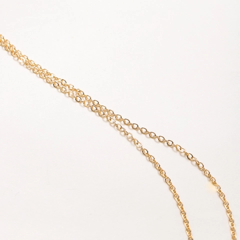 Collier avec Pendentif Lettre en Alliage Émaillé Minimaliste Plaque Or Disque Rond Alphabet Bijoux Cadeau pour Femmes Quotidien