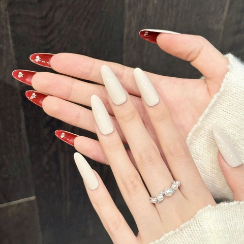 Uñas Postizas a Presión Rojo Nude Bloque de Color Ovalado Largo Con Diamante de Imitación Estrella Perla Artificial Set Manicura Mujer