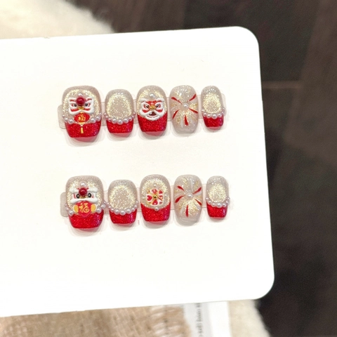 Chinese Style New Year Lion Dance Red Gold Press On Nails Handmade Rhinestone Artificial Pearl Festive 3D Relief Manicure Tips