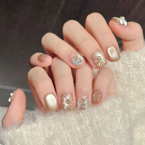 Leeuwendans Handgemaakte Plaknagels Kattenoog Goud Strass Kunstparel Valse Nagels Voor Dames Feestelijke Nagelkunst