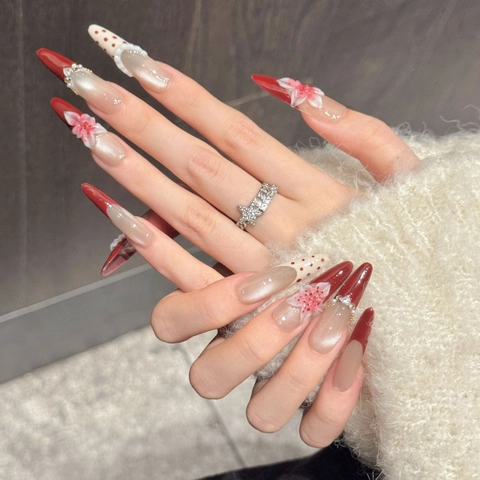 Unghie Finte a Pressione Artigianali Sfumate Marrone Rosso Con Fiori in Rilievo 3D Künstliche Perle Strass Occhio di Gatto Stiletto Vintage Per Donna