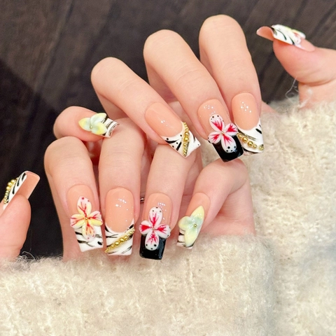 Handgemaakte Kunstnagels Met 3D Bloem Zebrapatroon Gouden Ketting Lange Coffin Valse Nagels En Tool Kit