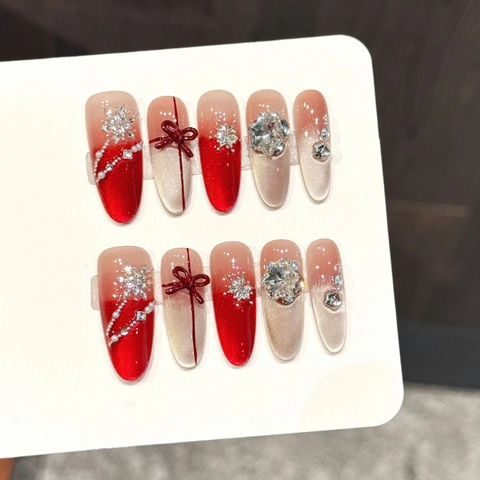 Handgefertigt Rot Schleife Schneeflocke Strass Künstliche Fingernägel Weihnachten Mandel Lange Falsche Nägel Für Damen Maniküre