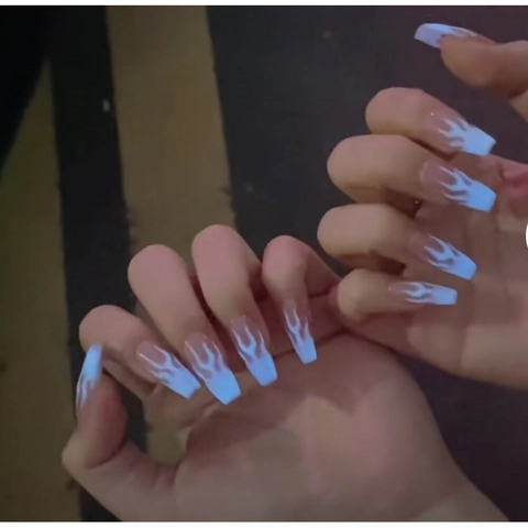 Handmade Glow In The Dark Luminous Long Coffin Press On Nails Blue Flame Design Gradient Nude Pink Fake Nails For Women