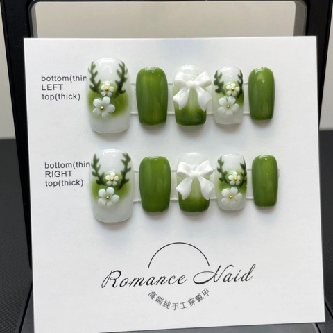 Handmade Press On Nails Green White Gradient Flower Bow Reindeer Horns Short Square Round Fake Nails For Women
