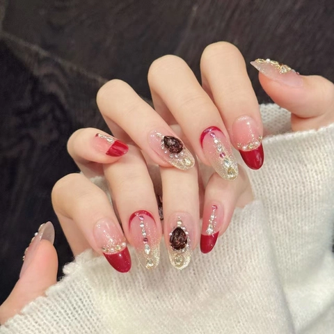Uñas Postizas Hechas a Mano Esmalte Rojo Vino Estilo Palacio Ovaladas Largas Degradado Francés Con Diamantes de Imitación Perla Artificial Lujo