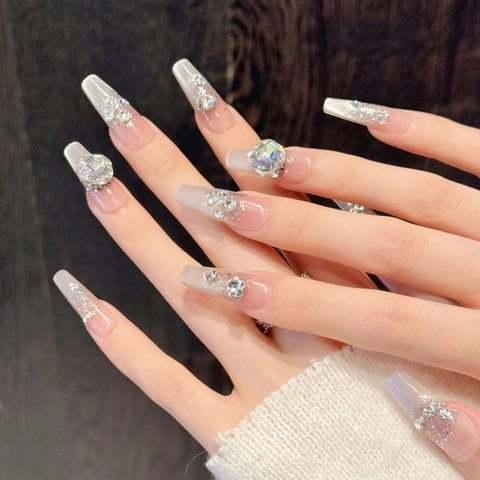 Unghie Finte Fatte a Mano Rosa Sfumato Occhio di Gatto Glitter Strass Lunghe a Bara Ovali per Donna Manicure Art