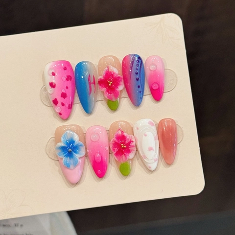 Handgefertigt 3D Geschnitzt Blume Mandel Aufpressnägel Pink Blau Farbverlauf Strass Wassertropfen Dekorative Künstliche Fingernägel