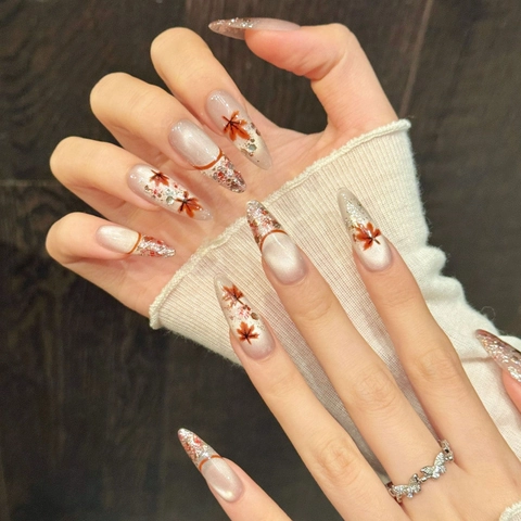 Unghie Finte Fatte a Mano Occhio di Gatto Mandorla Lunga Design Foglia d'Acero Autunnale Strass Glitter Unghie Finte Con Kit di Attrezzi per Donna