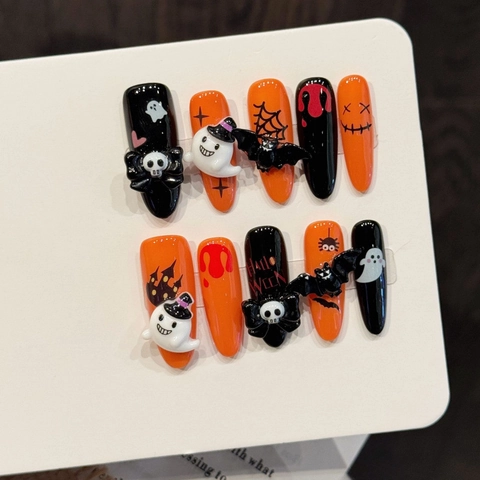 Unghie Finte Artigianali Halloween Fantasma Pipistrello Teschio Rilievo 3D Arancione Nero Ovale Lungo Kit Unghie Donna Festa