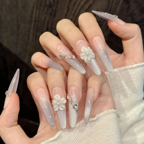 Unghie Finte Artigianali Occhio di Gatto Rosa Sfumato Stiletto Lungo Con Fiore 3D Künstliche Perle Strass Unghie a Pressione Donna Festa