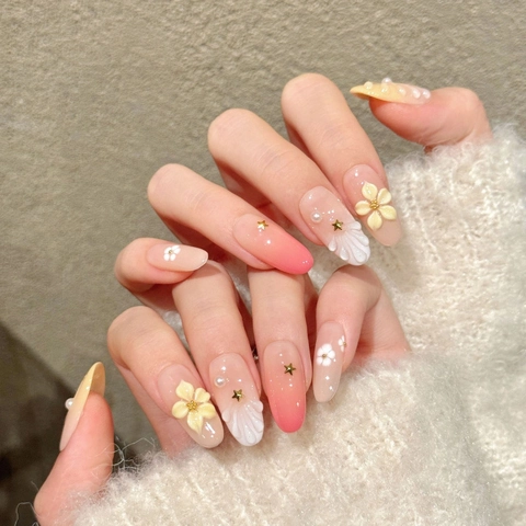 Handmade 3D Flower Press On Nails Pink Orange Gradient Artificial Pearl Metal Star Decorative Elegant Manicure Accessory